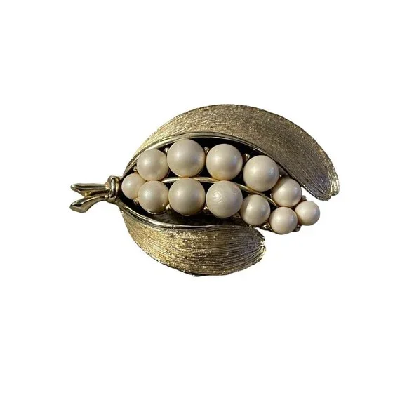 LISNER Signed Faux Pearls Gold‎ Tone Floral Cluster Leaves Brooch Pin Vintage - Picture 3 of 11